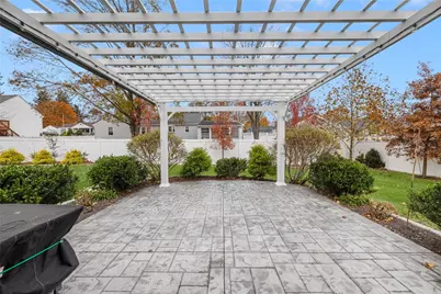 23 Clara Avenue, Warwick, RI 02889 - Photo 24