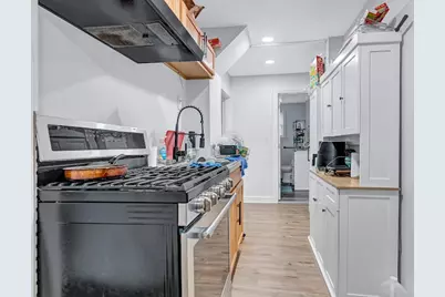 300 Admiral Street, Providence, RI 02908 - Photo 16