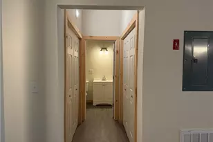 327 Pine St, Pawtucket, RI 02860 - Photo 6