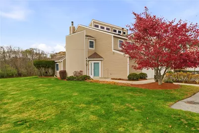 41 Lawton Brook Lane, Portsmouth, RI 02871 - Photo 2