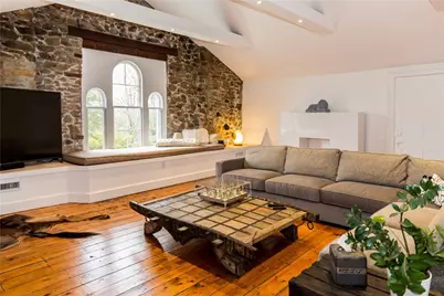 443 Bellevue Avenue, Newport, RI 02840 - Photo 40