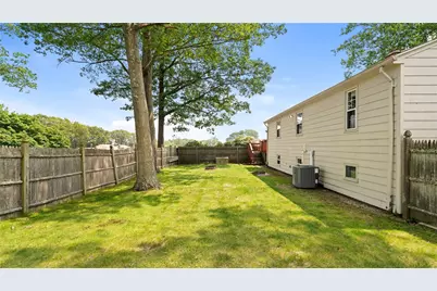 21 Orford Street, North Providence, RI 02904 - Photo 42