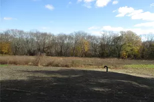 1067 Bark St, Swansea, MA 02777 - Photo 22