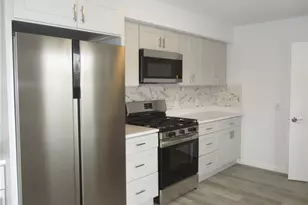 1067 Bark St, Swansea, MA 02777 - Photo 6