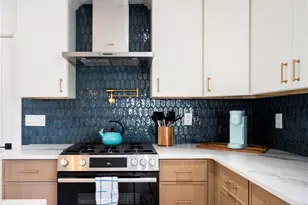 7 Dearborn St, Newport, RI 02840 - Photo 10