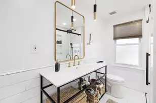 10 Long St, Johnston, RI 02919 - Photo 20