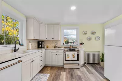 72 Kane Avenue, Middletown, RI 02842 - Photo 1