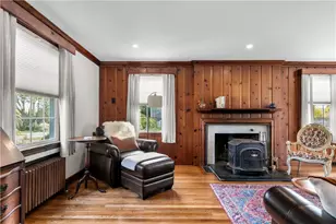 72 Kane Ave, Middletown, RI 02842 - Photo 6