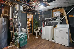 8 Atlantic Ave, Providence, RI 02907 - Photo 38
