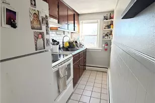 214 Franklin St, Bristol, RI 02809 - Photo 6