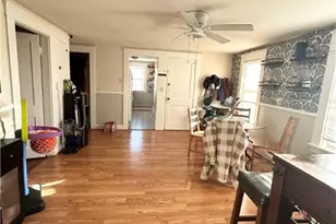 214 Franklin St, Bristol, RI 02809 - Photo 8