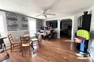 214 Franklin St, Bristol, RI 02809 - Photo 4