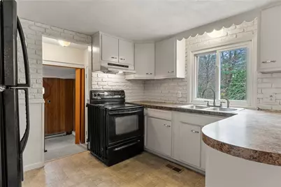 77 Macarthur Boulevard, Coventry, RI 02816 - Photo 10