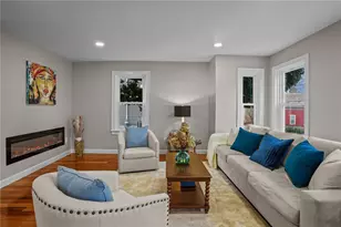 25 Tecumseh St, Providence, RI 02906 - Photo 6