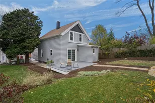 25 Tecumseh St, Providence, RI 02906 - Photo 28