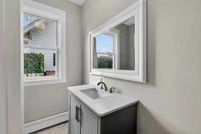 112 Villa Avenue, Cranston, RI 02905 - Photo 14