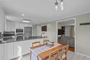 288 Cove Ave, Warwick, RI 02889 - Photo 10