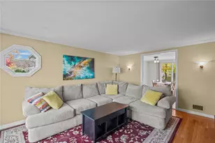 288 Cove Ave, Warwick, RI 02889 - Photo 12