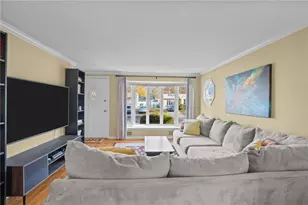 288 Cove Ave, Warwick, RI 02889 - Photo 16