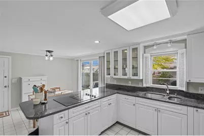 288 Cove Avenue, Warwick, RI 02889 - Photo 6