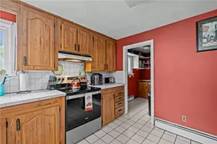 980 Plainfield Pike, Coventry, RI 02827 - Photo 16