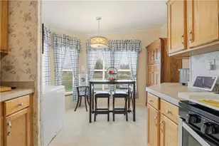 52 Bradley Terrace, Portsmouth, RI 02871 - Photo 12