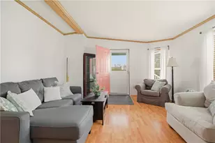 52 Bradley Terrace, Portsmouth, RI 02871 - Photo 6