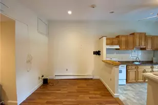 16 Clearview Ave, Portsmouth, RI 02871 - Photo 10