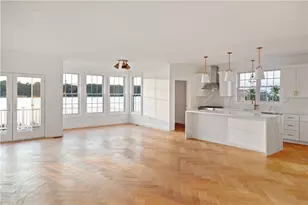 132 E Pt Dr, East Providence, RI 02916 - Photo 22