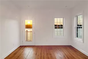 132 E Pt Dr, East Providence, RI 02916 - Photo 10