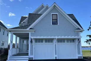 114 E Pt Dr, East Providence, RI 02916 - Photo 12