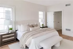 114 E Pt Dr, East Providence, RI 02916 - Photo 38
