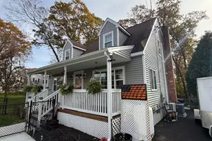 11 Woodside Ave, Cumberland, RI 02864 - Photo 2