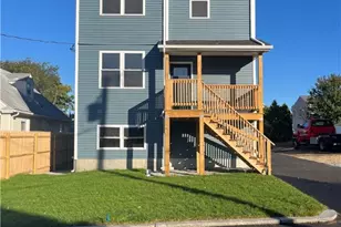 27 Newbury St, Providence, RI 02904 - Photo 1