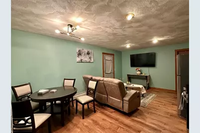 44 Beatrice Avenue #2, Warwick, RI 02889 - Photo 2