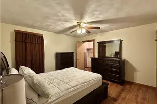 44 Beatrice Ave, Warwick, RI 02889 - Photo 4