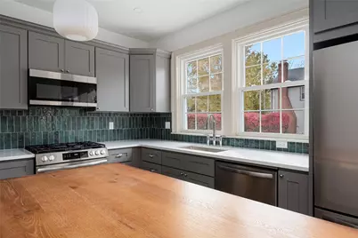 296 Cole Avenue, Providence, RI 02906 - Photo 14