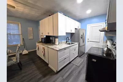 458 Prospect Street, Woonsocket, RI 02895 - Photo 6