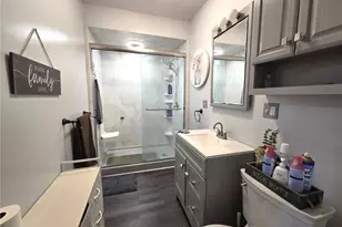 458 Prospect St, Woonsocket, RI 02895 - Photo 8