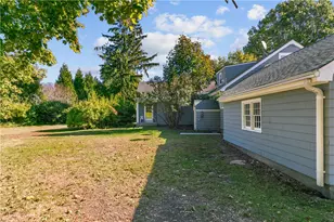 40 Aaron Ave, Bristol, RI 02809 - Photo 44