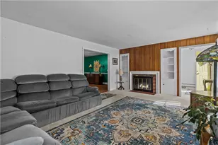 40 Aaron Ave, Bristol, RI 02809 - Photo 20