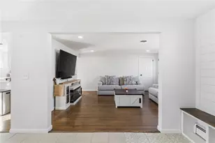 85 Union Ave, Warwick, RI 02889 - Photo 18