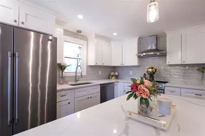 8 Summit Avenue, Johnston, RI 02919 - Photo 6