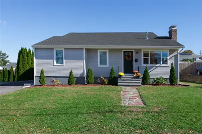 8 Summit Avenue, Johnston, RI 02919 - Photo 2