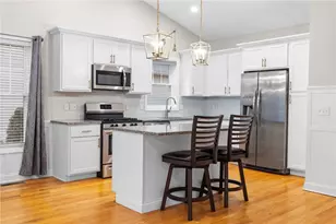 5 W Glen Ln, West Warwick, RI 02893 - Photo 10