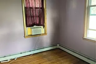 92 Old Oak Ave, Cranston, RI 02920 - Photo 10