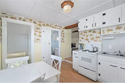 15 Cedar Avenue #2, Portsmouth, RI 02871 - Photo 20