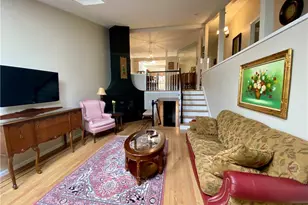 9 Shadow Brook Ln, Smithfield, RI 02917 - Photo 8