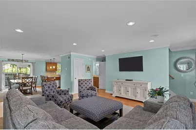 55 Vine Street, East Greenwich, RI 02818 - Photo 8