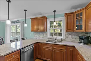 55 Vine St, East Greenwich, RI 02818 - Photo 14